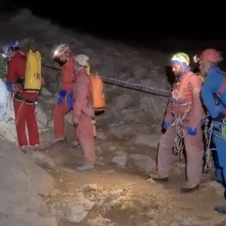 Turchia, tecnici liguri impegnati nel recupero di uno speleologo americano colto da malore (Video)