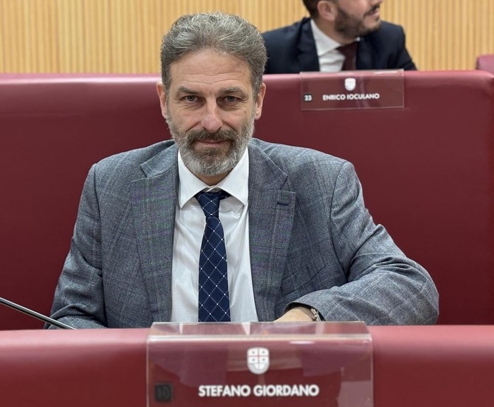 Stefano Giordano (M5S) apre il 2025 con i fari puntati sulla sanità: “Pronta una denuncia per la situazione dei Pronto Soccorso. La mafia? So di dare fastidio, ho trovato qualcosa di poco piacevole sulla mia Vespa”