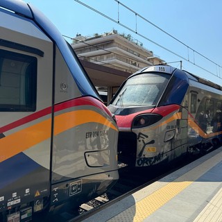 Treni, nuovi orari per Ferragosto e treno storico per la torta dei Fieschi