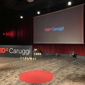 TEDxCaruggi, buona la prima sotto il segno del 'Blackout'