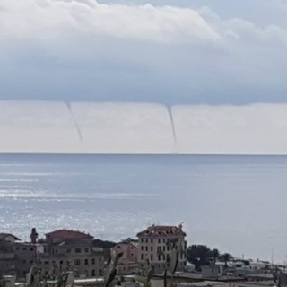 Più di una tromba marina nel ponente genovese