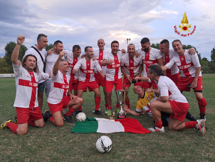 I vigili del fuoco della Liguria campioni nazionali di calcio a 5