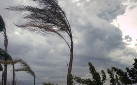 Allerta meteo per venti di burrasca e mareggiata