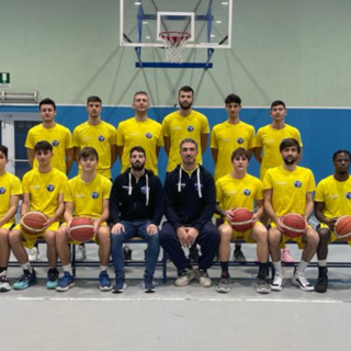 Basket, il Vapetronio si ferma nel derby contro Villaggio