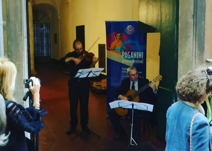 Fuori-Paganini Festival, sabato il Civ Luccoli organizza la terza edizione di “Violini nei portoni”