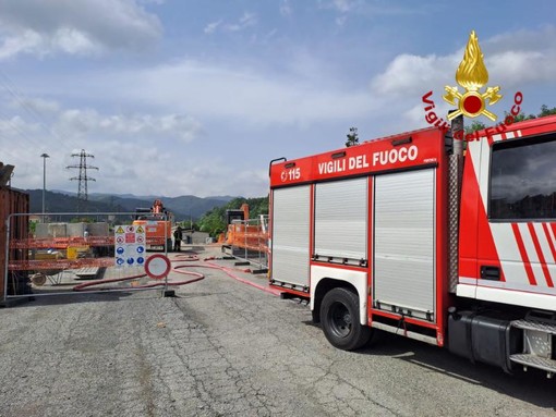 Busalla, fuga di gas nei pressi della raffineria IPLOM: nessun ferito