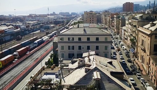 Ordigno bellico trovato nel Porto, disagi e paralisi del traffico cittadino