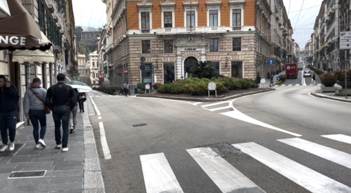 Congelata, almeno per il momento, la nuova Ztl di piazza Fontane Marose