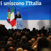 Ovazione per Mattarella all'apertura dell'assemblea annuale di Anci (Foto e video)