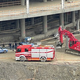 Ordigno bellico nel cantiere del Waterfront, in arrivo gli artificieri (foto e video)