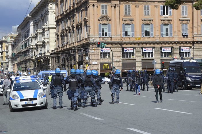 Scontri per la commemorazione di Venturini, denunciati 4 antifascisti