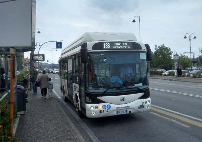 Trasporto pubblico, nuove linee elettriche a ponente, Amt: &quot;Sempre più green&quot;