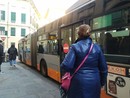 Rapina una donna in autobus, denunciato un 55enne