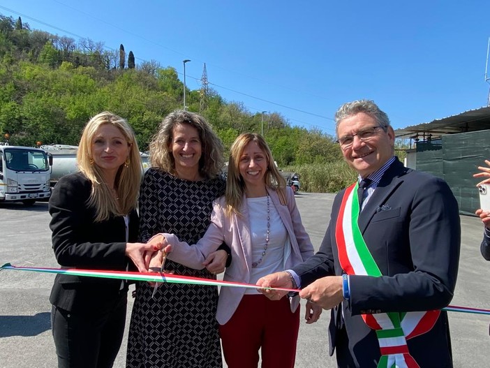 Recco, inaugurata la nuova sede territoriale di Amiu