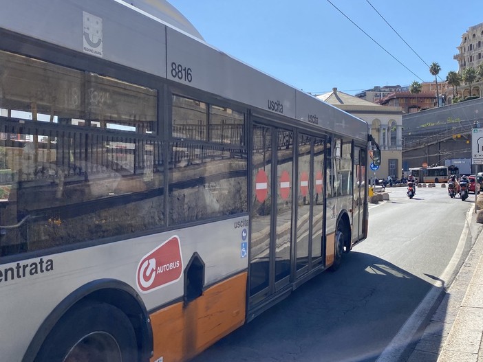 Tricapodanno, nuove modifiche Amt: servizio bus esteso fino alle 3.30