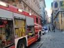 Allarme bomba in via Balbi rientrato: si trattava di una valigia dimenticata