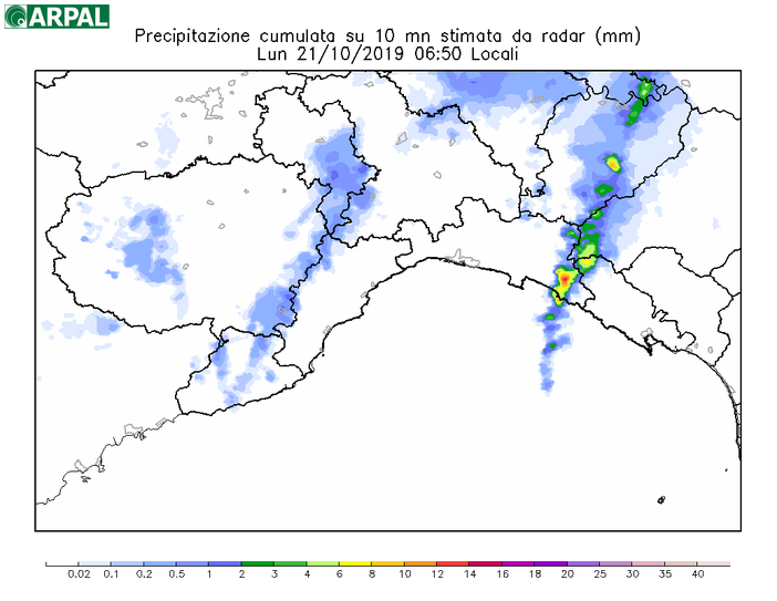 Meteo: precipitazioni intense nell'entroterra genovese di levante