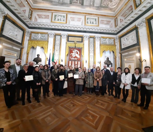 Genova, 6 nuove botteghe storiche, tra queste la pasticceria della moglie del sindaco