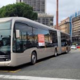 AMT sperimenta a Genova il bus elettrico 18 metri Citaro di Mercedes