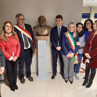 Molassana, inaugurato oggi il busto di Federico Mario Boero, imprenditore e cavaliere del Lavoro