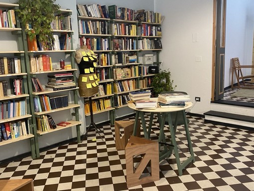 Bla Bla Book, la libreria sociale di quartiere che vuole far incontrare le persone