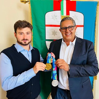 Toți incontra îl campione paralimpici Francesco Bocciardo: &quot;Celebriamo l'ennesimo grande successo&quot;