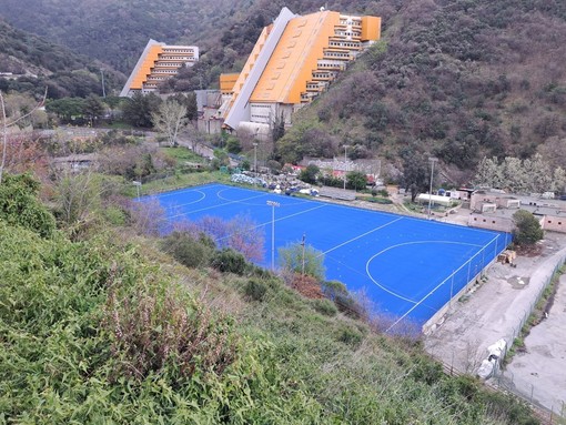 Campo hockey del Lagaccio, terminato il rifacimento del manto