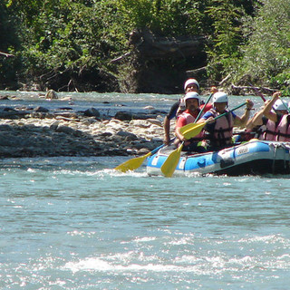 E' arrivato il bel tempo, voglia di Rafting? Non perdere l’offerta per la prima discesa con gli amici e la famiglia