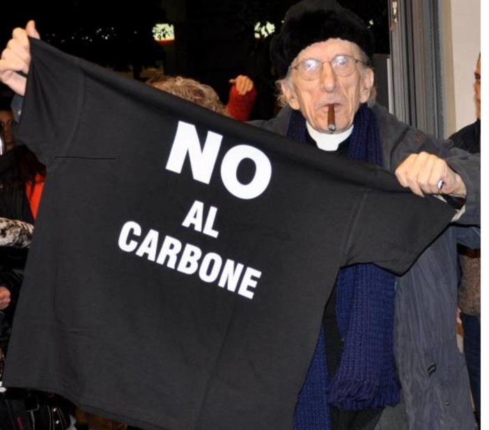 Don Gallo: “i nuovi Partigiani quelli che si battono contro la centrale a carbone di Vado Ligure!&quot;