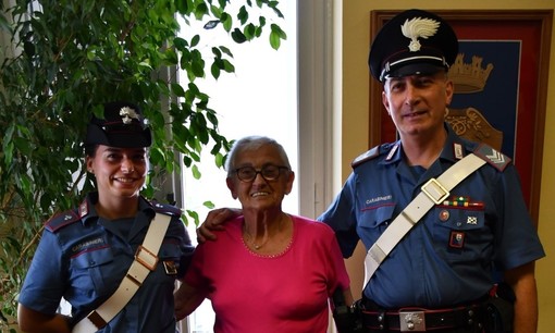 Sestri Levante: truffa ad anziani, i carabinieri restituiscono la refurtiva alla vittima