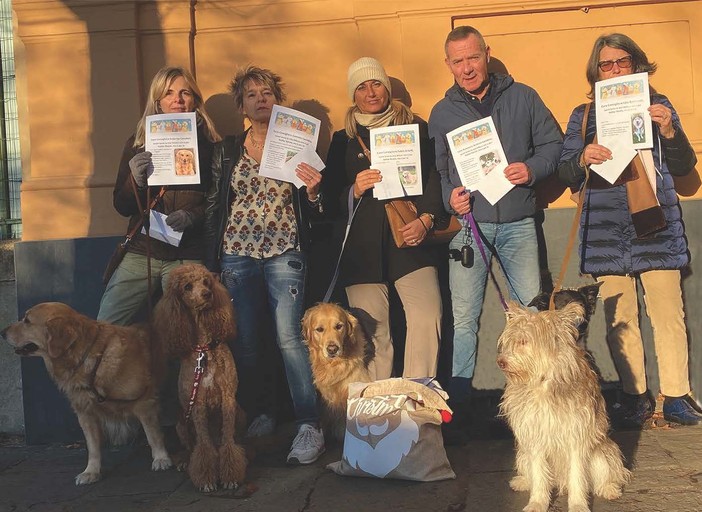 Comitato Amici di Villa Gruber, un sacco di lettere per il Comune: i cani scrivono al sindaco