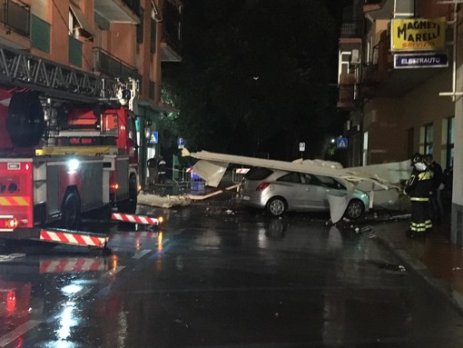 Tragedia ad Albisola: donna muore colpita da un pezzo di cornicione (FOTO e VIDEO)