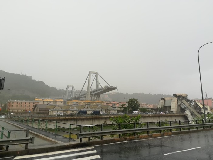 Ponte Morandi. ulteriori approfondimenti sulle cause del crollo: dureranno almeno due mesi. Il Comitato: &quot;Servirà ai giudici, ma per noi è già tutto chiaro&quot;