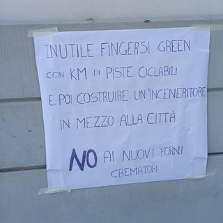 Staglieno, bocciata la mozione contro il forno crematorio, le associazioni: &quot;Vergognoso&quot;