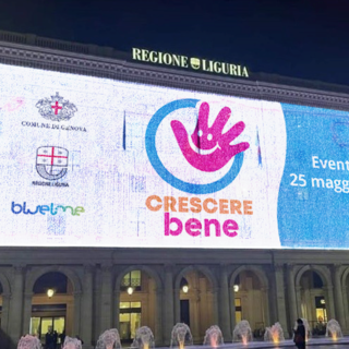 Olimpiadi di Crescere Bene, stasera palazzo della Regione e fontana di De Ferrari si illuminano di fucsia e blu