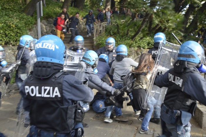 Bucci su scontri manifestanti: &quot;Non potevo vietare piazza Marsala. Violenza no da CasaPound&quot;