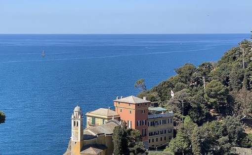 Bill Gates acquista il Castello di Portofino: diventerà un hotel di lusso