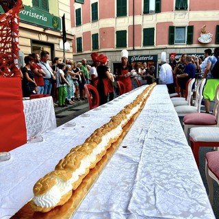 Dopo la focaccia, ecco il cavolino più lungo del mondo: il record in Valpolcevera