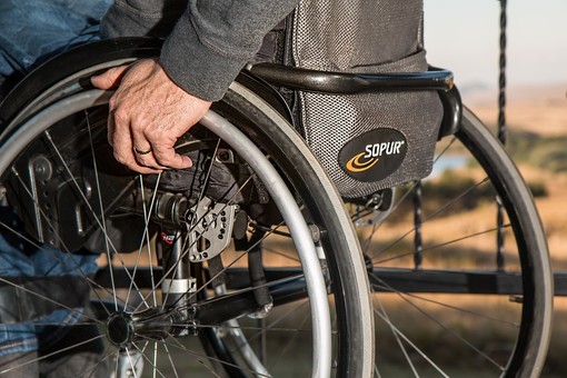 Bagno a letto per disabili