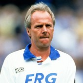 L'omaggio della Samp a Sven-Göran Eriksson, il tecnico svedese a Marassi per il match con la Reggiana