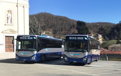 A Masone due nuovi bus per la &quot;Freccia del Turchino&quot; [FOTO]