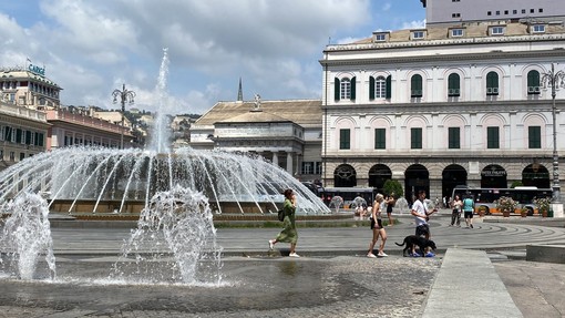 Scatta il week end da bollino arancione: tutte le raccomandazioni per difendersi dall'afa