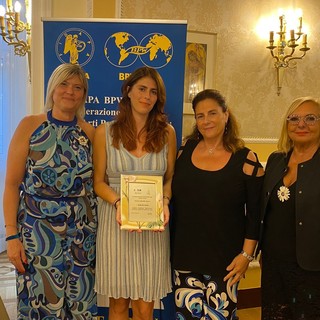 Il premio &quot;Genova città delle Donne&quot; assegnato a Sofia Sacchitelli