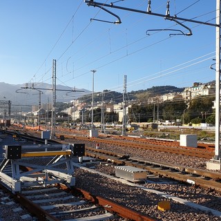 Stazione di Prà: terminati i due nuovi binari e gli interventi sugli impianti di sicurezza