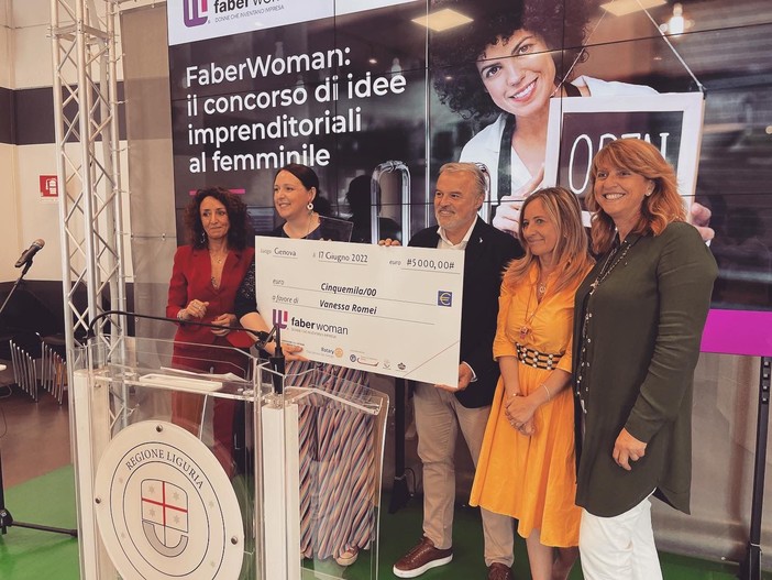 FaberWoman, premiate le migliori idee imprenditoriali al femminile: al primo posto un progetto di bijoux e accessori di carta di riciclo fatti a mano