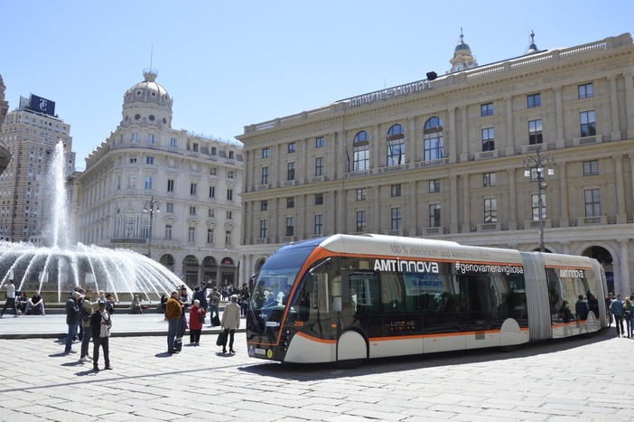 Amt avvia la sperimentazione di un nuovo filobus di 24 metri