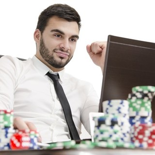 Gambling in rete, il profilo del giocatore italiano nel 2018