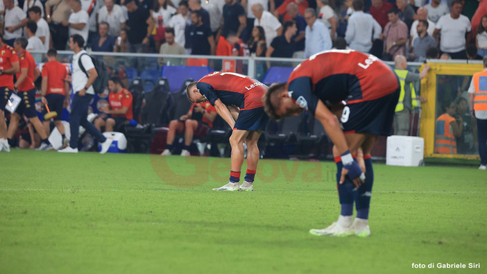 Altra doccia gelata nel recupero, Monterisi stende il Genoa: al 94' il Frosinone fa 2-1