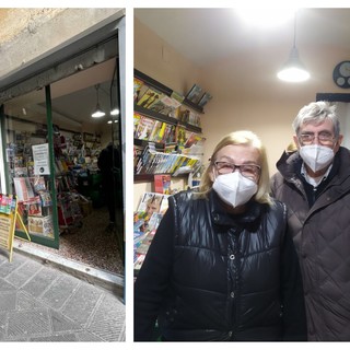 Addio alla storica edicola della Maddalena, Giovanna e Nicola si arrendono: &quot;Non c'è più lavoro&quot; (VIDEO)