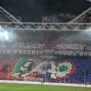 Genoa, l'ultima al Ferraris è un tripudio rossoblù: vittoria, festa ed emozioni